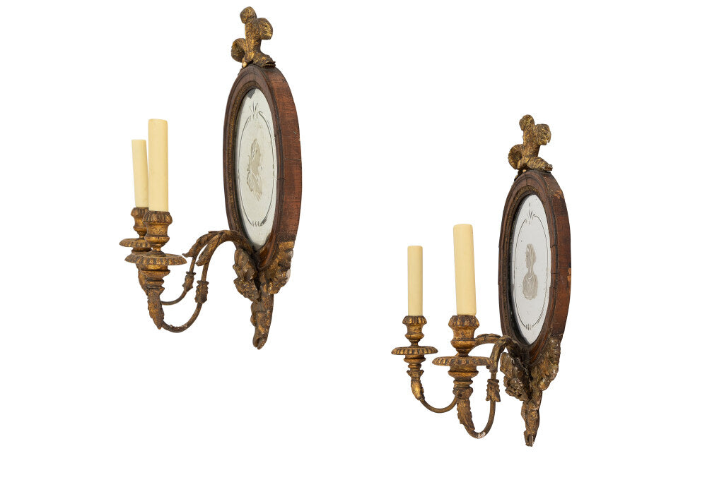 Walnut and Giltwood Georgian Mirrored Back Two Light Sconces, En Default