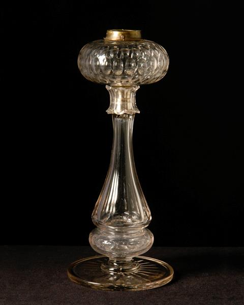 Cut crystal table lamp base with own font, England, 19th Century