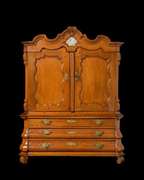 Apprentice oak armoire, Holland, circa 1800